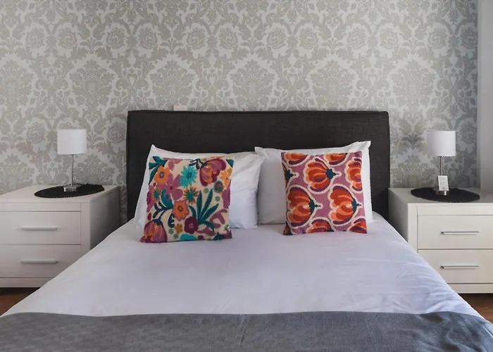 Phaedrus Living Luxury Botanic