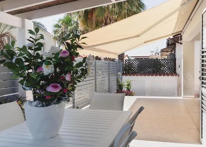 Phaedrus Living Luxury Botanic Prázdninový dům Paphos